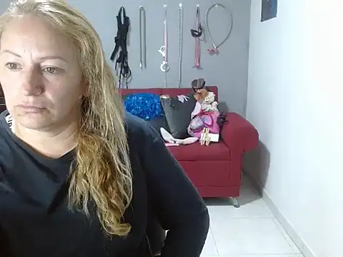 Snapshot of emperabigbootybigass chatting on 11, 2, 2025 emperabigbootybigass online show from 11, 2, 2025