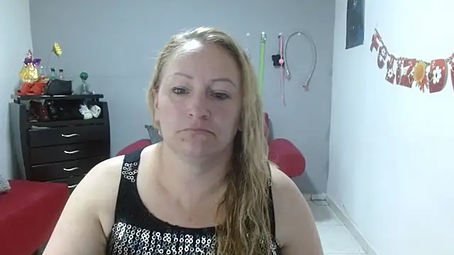 Snapshot of emperabigbootybigass chatting on 3, 3, 2025 emperabigbootybigass online show from 3, 3, 2025