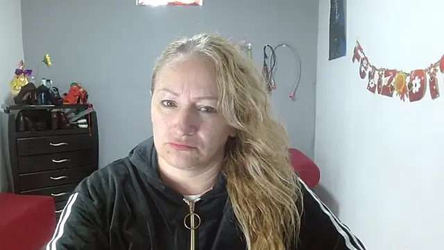 Snapshot of emperabigbootybigass chatting on 11, 3, 2025 emperabigbootybigass online show from 11, 3, 2025