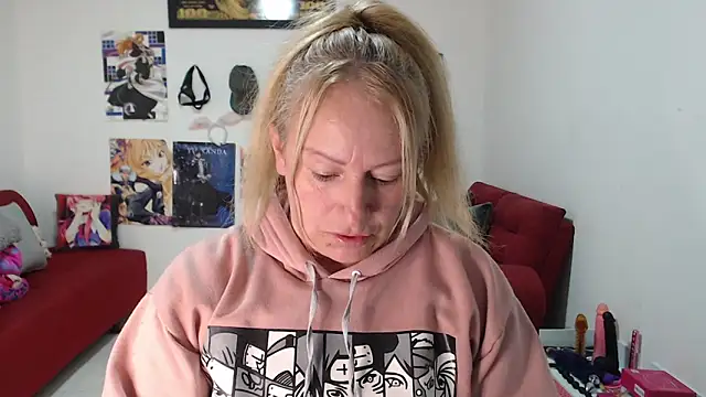 Snapshot of emperabigbootybigass chatting on 26, 9, 2025 emperabigbootybigass online show from 26, 9, 2025