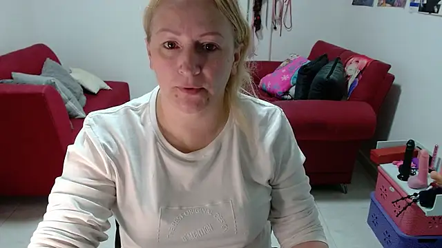 emperabigbootybigass online show from 14, 1, 2026