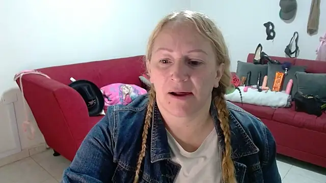 emperabigbootybigass online show from 13, 2, 2026