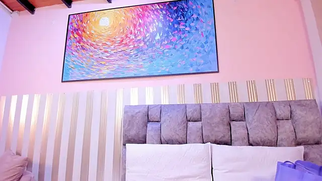 nova lane online show from 8, 4, 2026