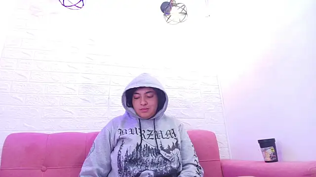 Snapshot of miku_katsuragi chatting on 29, 11, 2025 miku katsuragi online show from 29, 11, 2025