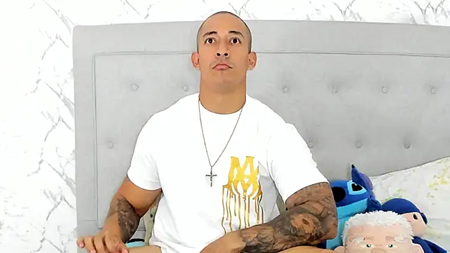 luigiferrara online show from 6, 2, 2025