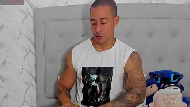 Snapshot of luigiferrara chatting on 27, 4, 2026 luigiferrara online show from 27, 4, 2026