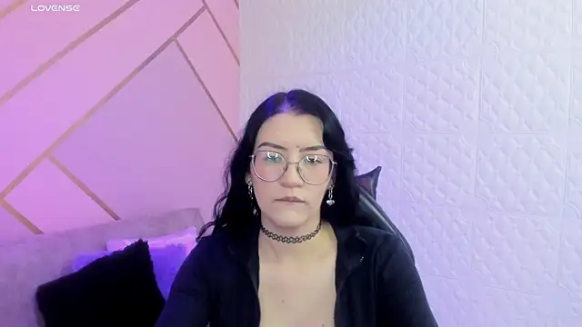 Snapshot of Violetaa_diazz chatting on 11, 2, 2026 Violetaa diazz online show from 11, 2, 2026