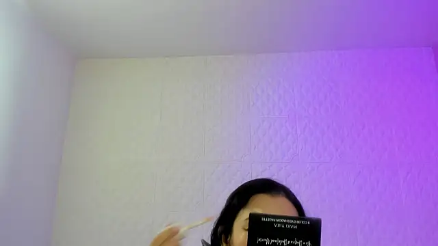 Snapshot of Violetaa_diazz chatting on 24, 2, 2026 Violetaa diazz online show from 24, 2, 2026