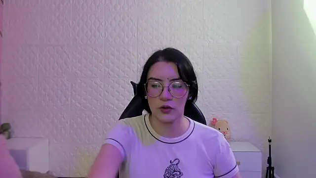 Violetaa diazz online show from 22, 5, 2026