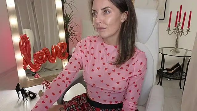 Snapshot of Beylly chatting on 15, 2, 2025 Beylly online show from 15, 2, 2025