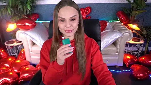 KiraGrayy online show from 18, 2, 2026