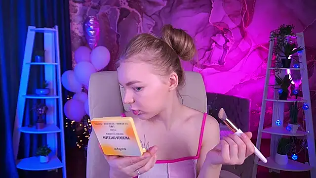 Snapshot of EmilySunshineS chatting on 23, 2, 2026 EmilySunshineS online show from 23, 2, 2026