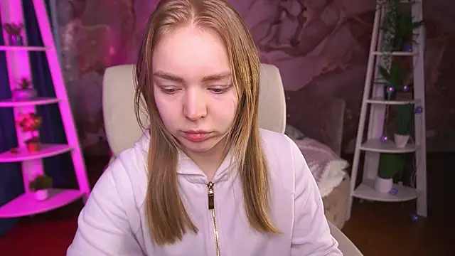 Snapshot of EmilySunshineS chatting on 4, 3, 2026 EmilySunshineS online show from 4, 3, 2026