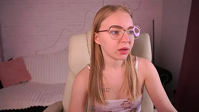 EmilySunshineS online show from 17, 3, 2026