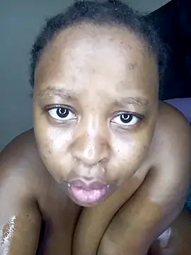 Snapshot of Hotty-boobsxxx chatting on 27, 10, 2025 Hotty-boobsxxx online show from 27, 10, 2025