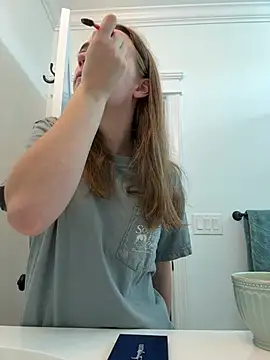 Maxinebabyyy online show from 15, 3, 2025