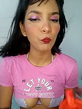 Snapshot of misskitty19-01 chatting on 8, 12, 2024 misskitty19-01 online show from 8, 12, 2024