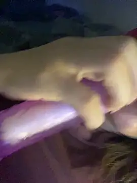 Snapshot of Carolinen chatting on 13, 9, 2025 Carolinen online show from 13, 9, 2025