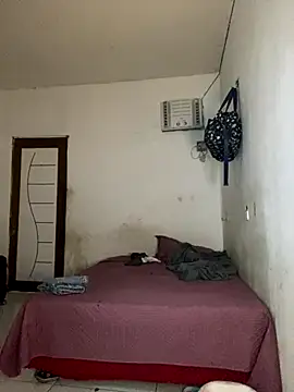 Snapshot of Carolinen chatting on 17, 12, 2025 Carolinen online show from 17, 12, 2025