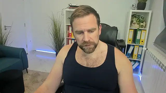 Snapshot of John-E-Dough chatting on 2, 12, 2025 John-E-Dough online show from 2, 12, 2025