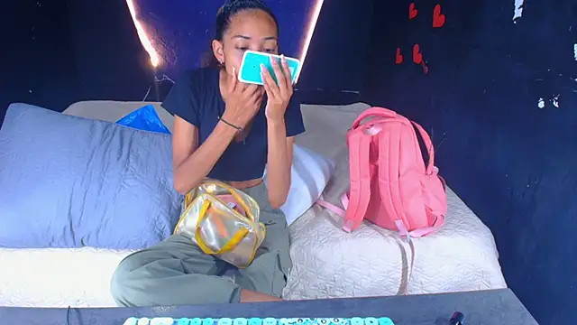 Charlotte Love10 online show from 20, 3, 2025