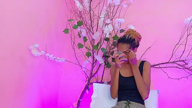 Charlotte Love10 online show from 15, 3, 2026