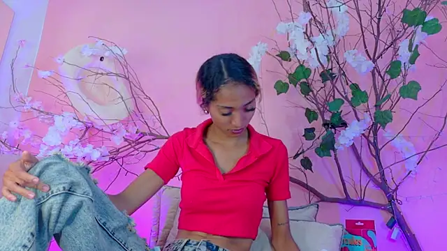 Charlotte Love10 online show from 7, 4, 2026