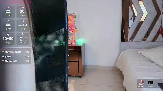 Snapshot of littleayshel chatting on 1, 3, 2025 littleayshel online show from 1, 3, 2025