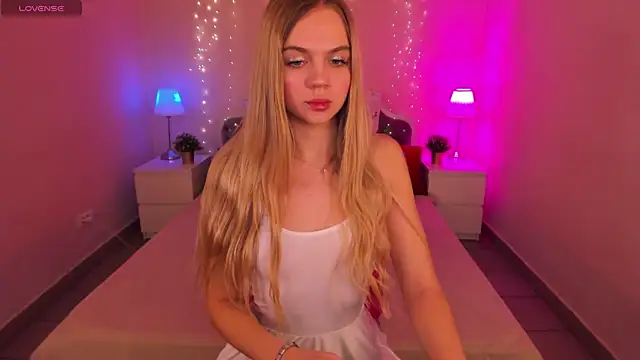 Snapshot of Aria69Stars chatting on 9, 1, 2025 Aria69Stars online show from 9, 1, 2025