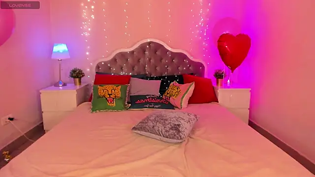 Snapshot of Aria69Stars chatting on 12, 3, 2025 Aria69Stars online show from 12, 3, 2025