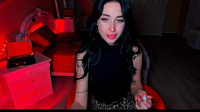 lovely desire online show from 10, 12, 2024