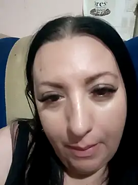 Snapshot of Veronica-Celie chatting on 13, 11, 2025 Veronica-Celie online show from 13, 11, 2025