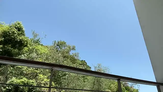 Leylah Linda online show from 12, 4, 2026