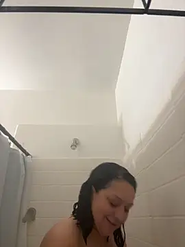 Snapshot of AlyssiaAmoreXO chatting on 1, 11, 2025 AlyssiaAmoreXO online show from 1, 11, 2025