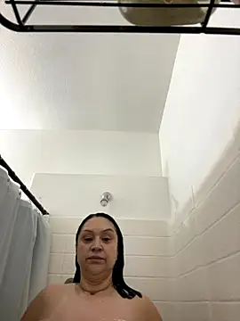 Snapshot of AlyssiaAmoreXO chatting on 1, 12, 2025 AlyssiaAmoreXO online show from 1, 12, 2025