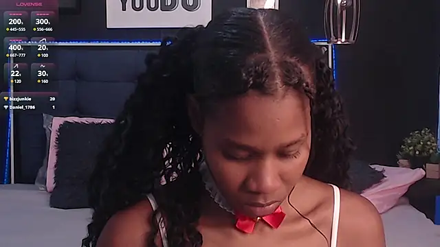 Snapshot of Brown_Pearl chatting on 10, 12, 2024 Brown Pearl online show from 10, 12, 2024