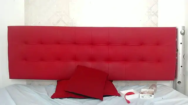 Celestial Queen  online show from 24, 2, 2025