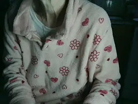 Snapshot of VeneRed chatting on 30, 4, 2026 VeneRed online show from 30, 4, 2026