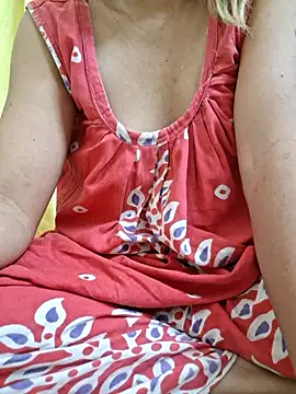 Melody Shyla online show from 29, 10, 2025