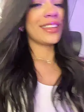 Alisha-Bond online show from 6, 12, 2024