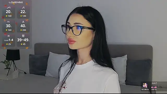 Snapshot of AllisonSky chatting on 2, 11, 2025 AllisonSky online show from 2, 11, 2025