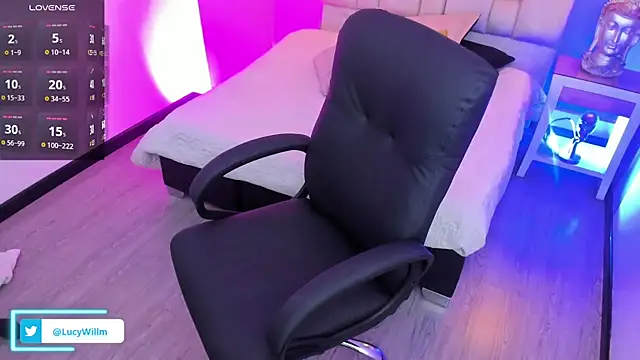 Lucy Williiams online show from 13, 4, 2026