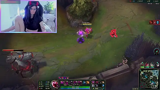 CeriseLapine online show from 7, 3, 2025