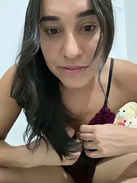 cleolimahot3 online show from 7, 1, 2025