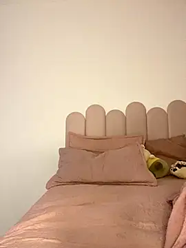 cleolimahot3 online show from 24, 10, 2025