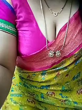 Snapshot of your-sameera chatting on 4, 2, 2025 your-sameera online show from 4, 2, 2025