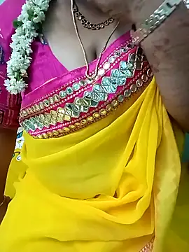 Snapshot of your-sameera chatting on 27, 10, 2025 your-sameera online show from 27, 10, 2025