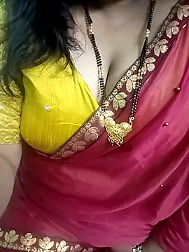 Snapshot of your-sameera chatting on 14, 11, 2025 your-sameera online show from 14, 11, 2025