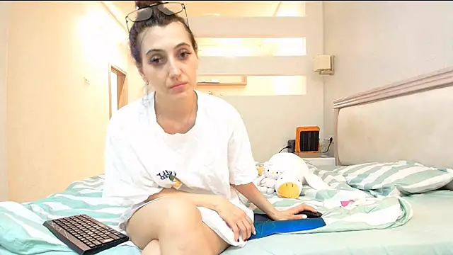 Iren online show from 3, 2, 2026