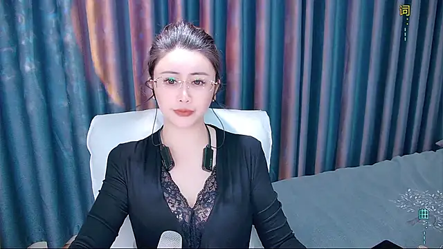 Snapshot of Daisy7_11 chatting on 27, 11, 2025 Daisy7 11 online show from 27, 11, 2025